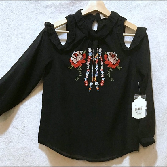 📦S•O•L•D NWT ALTARD STATE Cold Shoulder Blouse - Picture 2 of 7